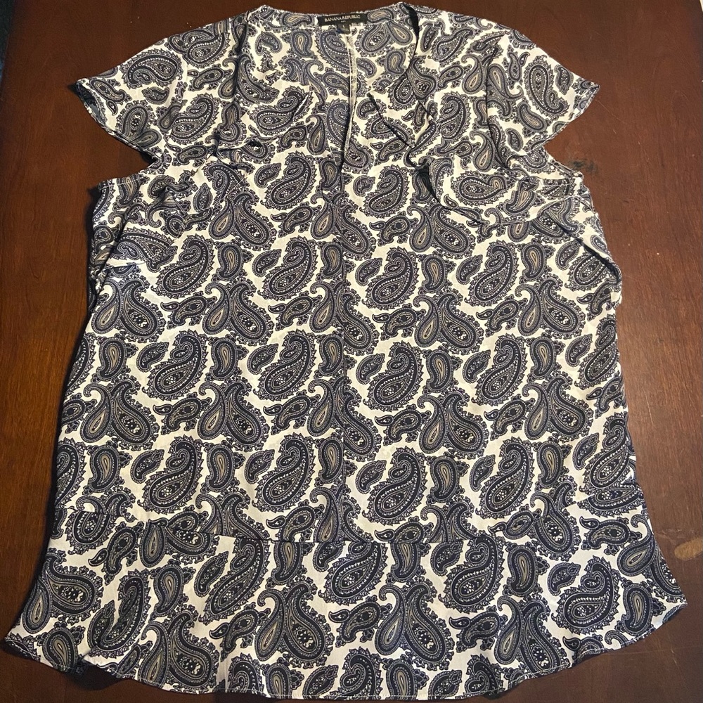 Banana Republic (L) Paisley Blouse with Ruffle Detail